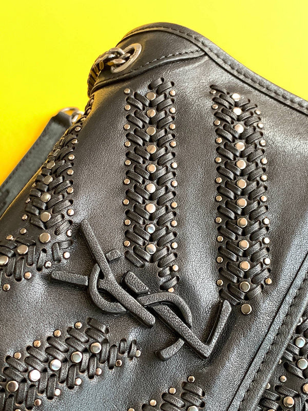 Amelia - YSL Bag - 4121