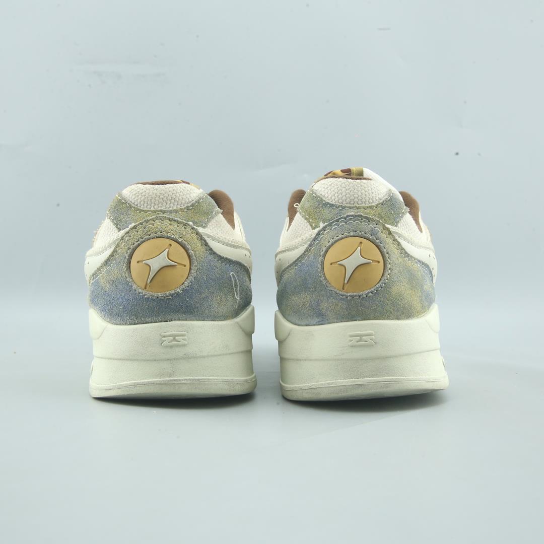 LI-NING YUEBAI SKATEBOARD