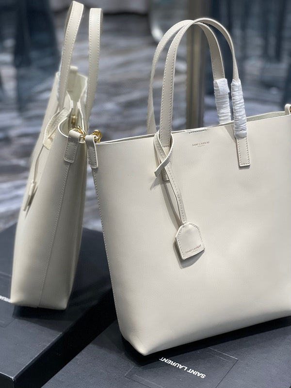 Amelia - YSL Bag - 3952