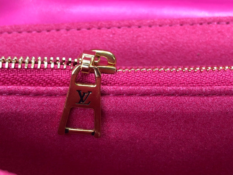 Fan Fashion Lu-Vi bags - 17479