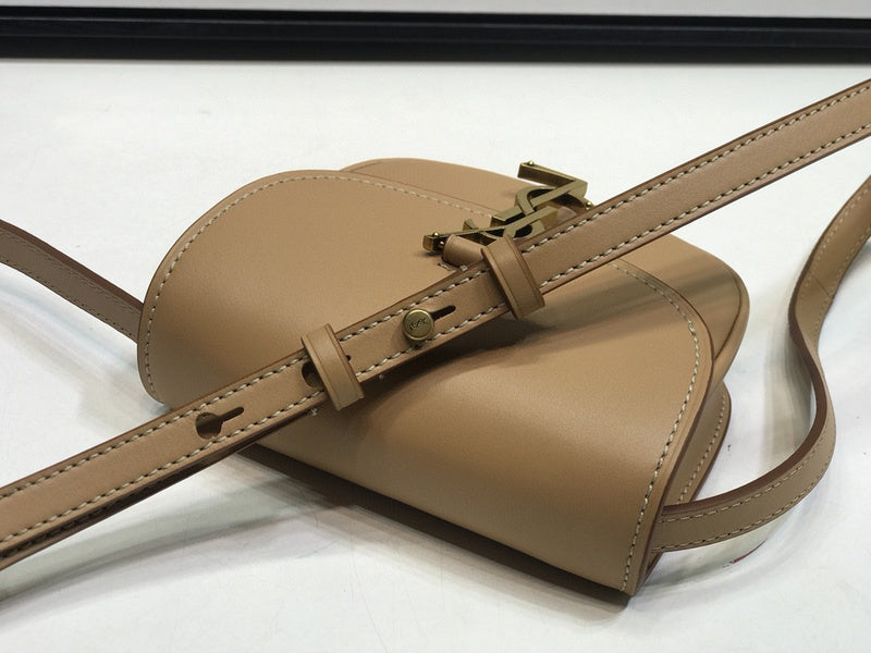 Amelia - YSL Bag - 2139
