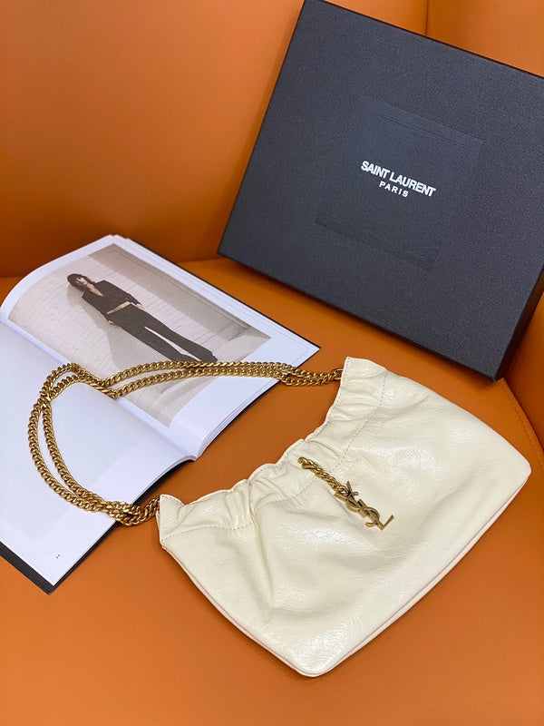 Amelia - YSL Bag - 2090