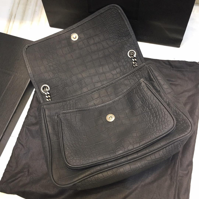 Amelia - YSL Bag - 2971