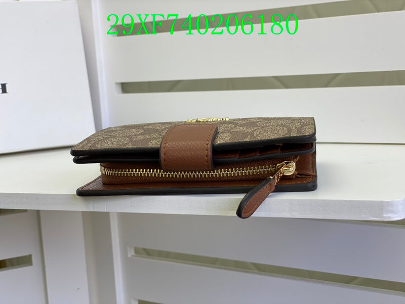 Amelia - CAH Wallet - 034