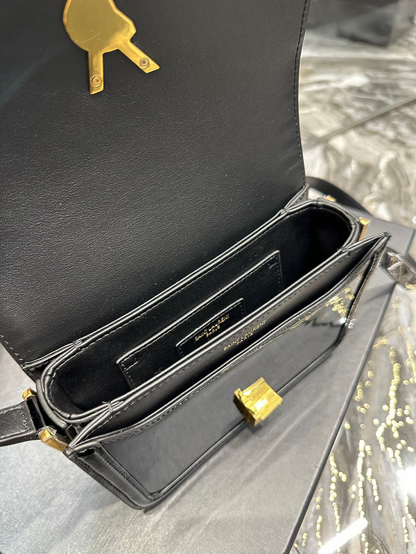 Amelia - YSL Bag - 3965