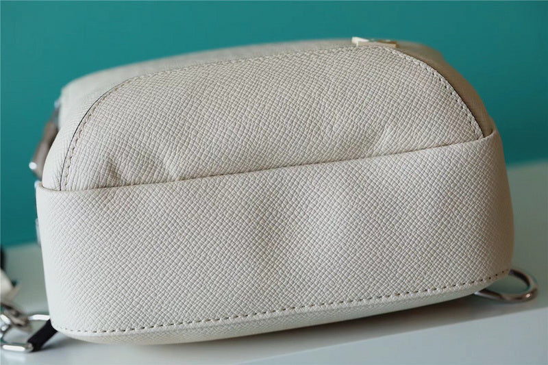 Fan Fashion Lu-Vi bags - 10223