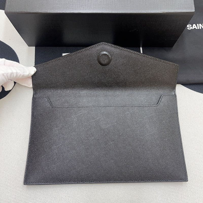 Amelia - YSL Bag - 2370