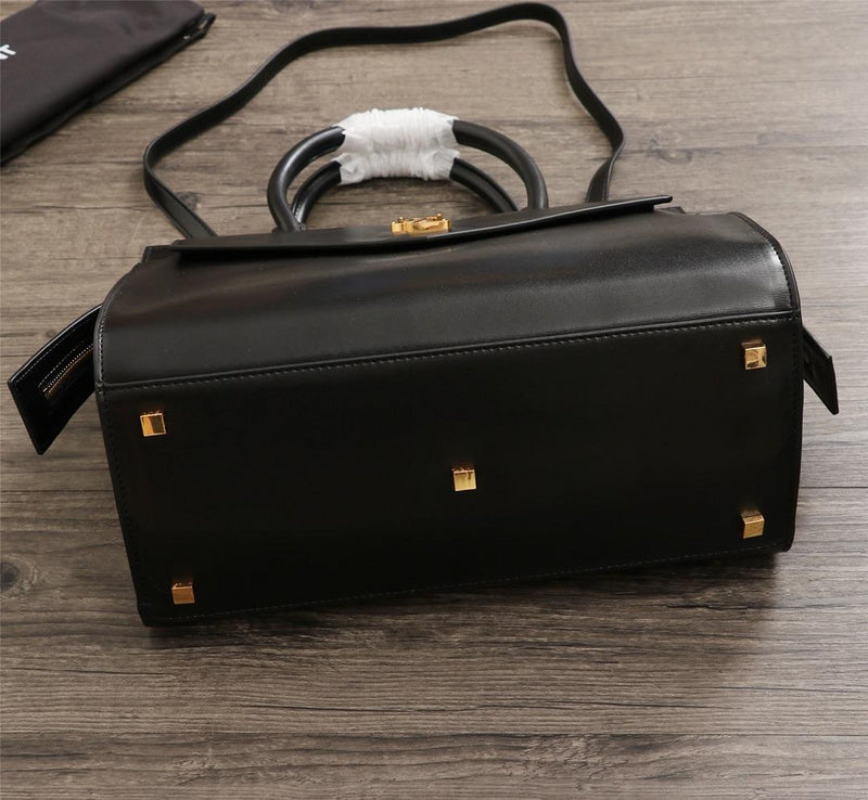 Amelia - YSL Bag - 2936