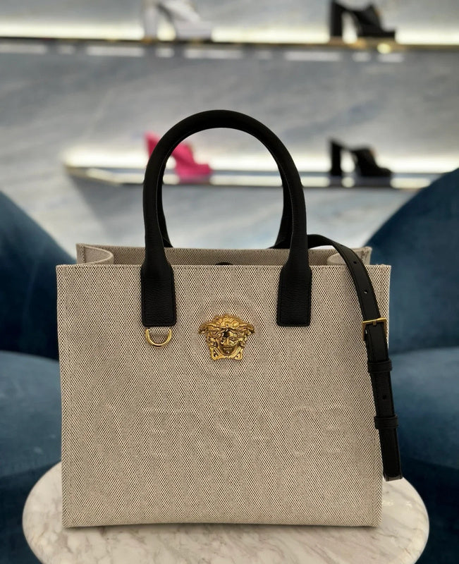 Amelia's Bag Gallery - VAR Bags - 036
