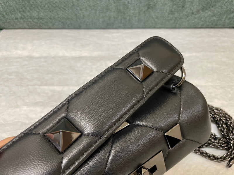 Amelia's Bag Gallery - VEL Bags - 549