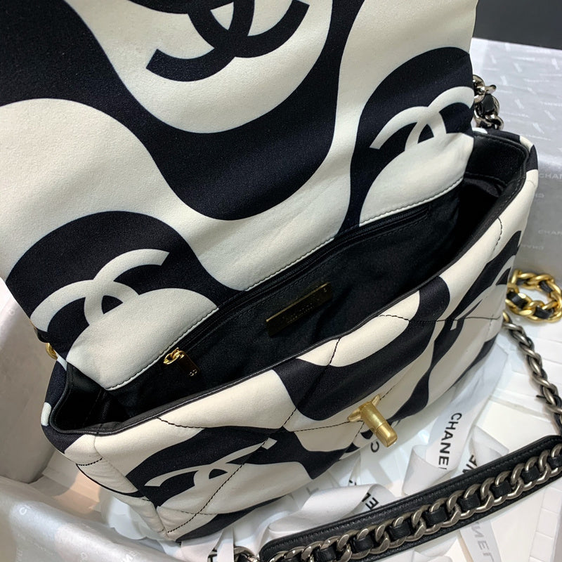 Wellow Bags - Chanel - Bags  - 630