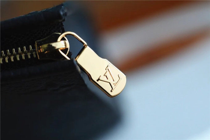 Fan Fashion Lu-Vi bags - 8915