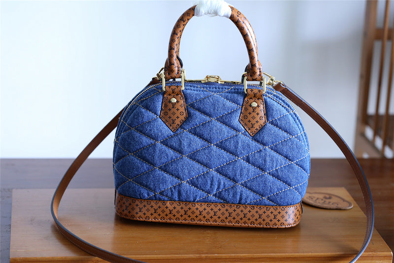 Amelia - LOV Lady Bags - 1881