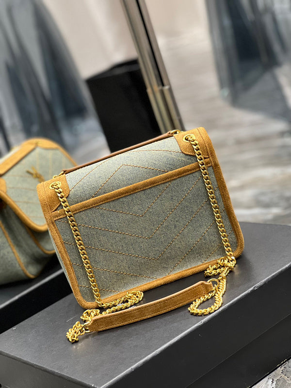 Amelia - YSL Bag - 3961