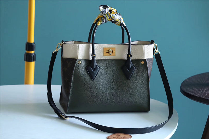 Fan Fashion Lu-Vi bags - 8628