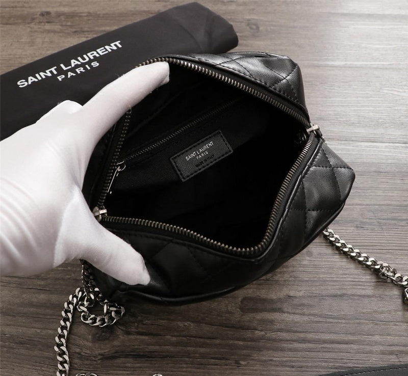 Amelia - YSL Bag - 2881