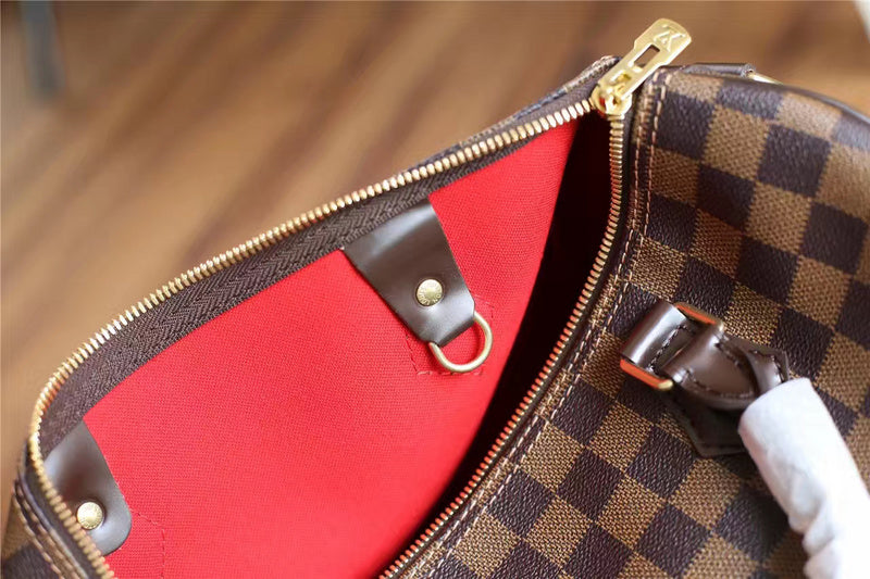 Fan Fashion Lu-Vi bags - 8150