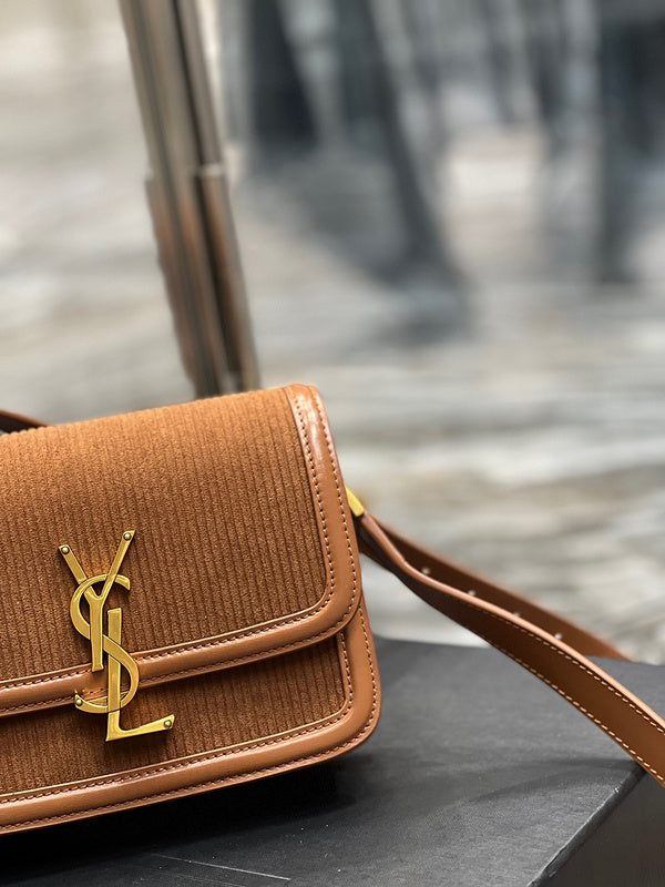 Amelia - YSL Bag - 3611