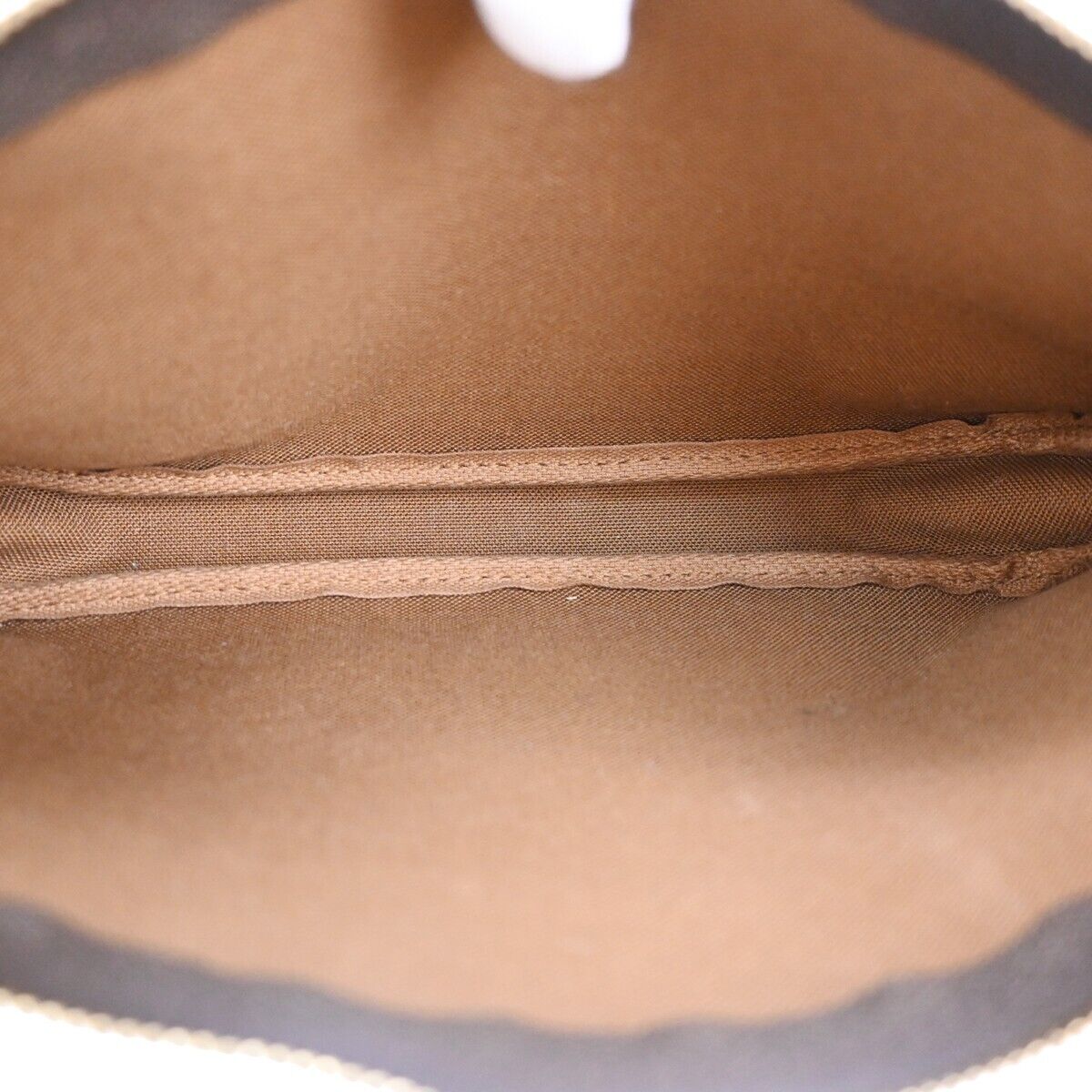 Louis Vuitton Pochette accessoires Clutch Bag