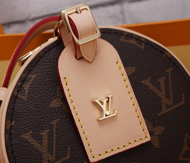 Fan Fashion Lu-Vi bags - 17842
