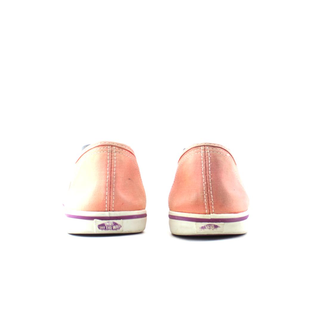 VANS AUTHENTIC