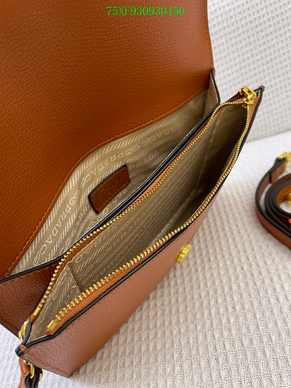 Amelia - PD Wallet - 230