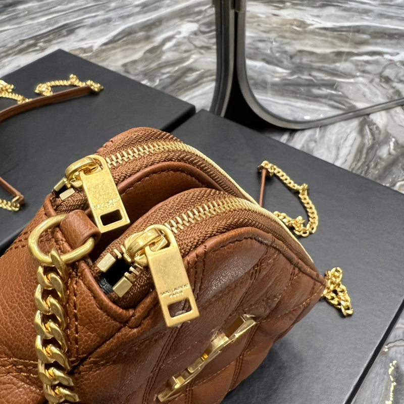 Amelia - YSL Bag - 3746