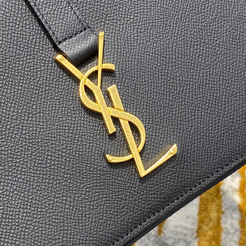 Amelia - YSL Bag - 3601