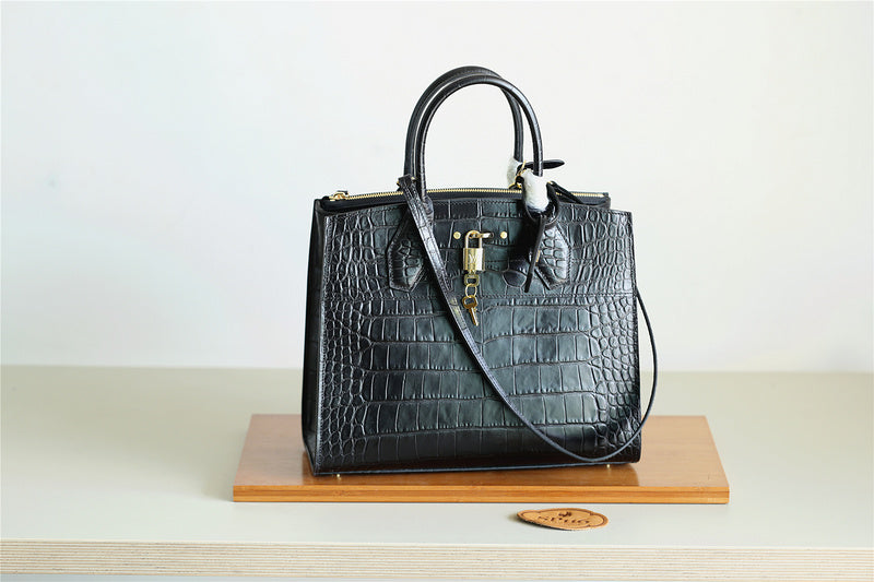 Fan Fashion Lu-Vi bags - 8035
