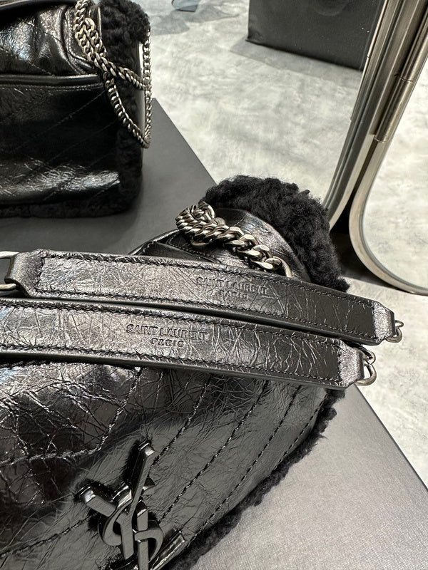 Amelia - YSL Bag - 3908