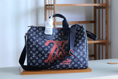 Fan Fashion Lu-Vi bags - 8164