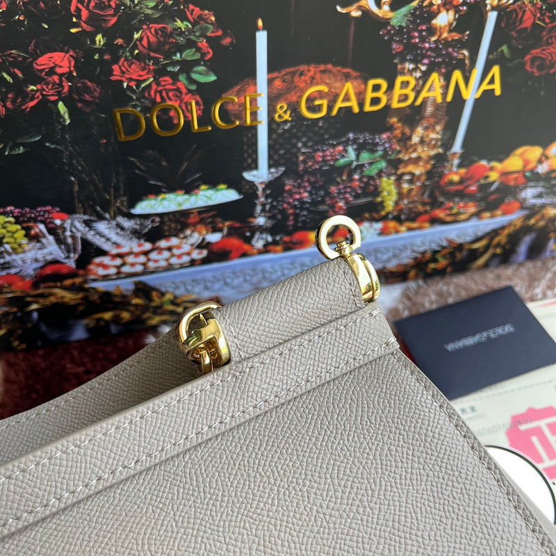 Amelia- DG Bags - 034