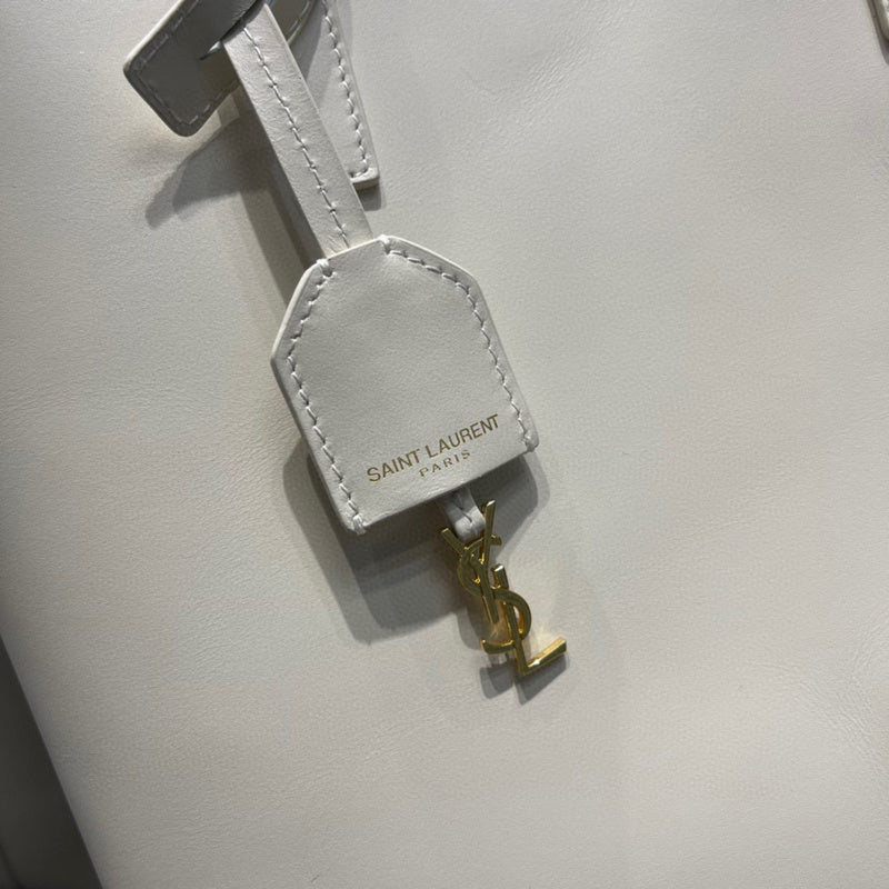 Amelia - YSL Bag - 3952