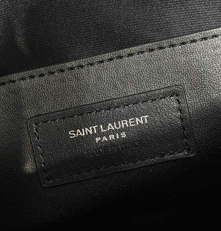 Amelia - YSL Bag - 2080