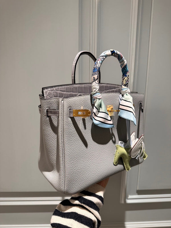 Amelia - HMS Bags - 1547