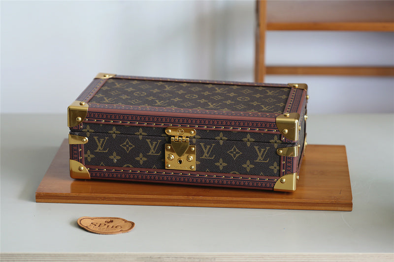 Fan Fashion Lu-Vi bags - 11339