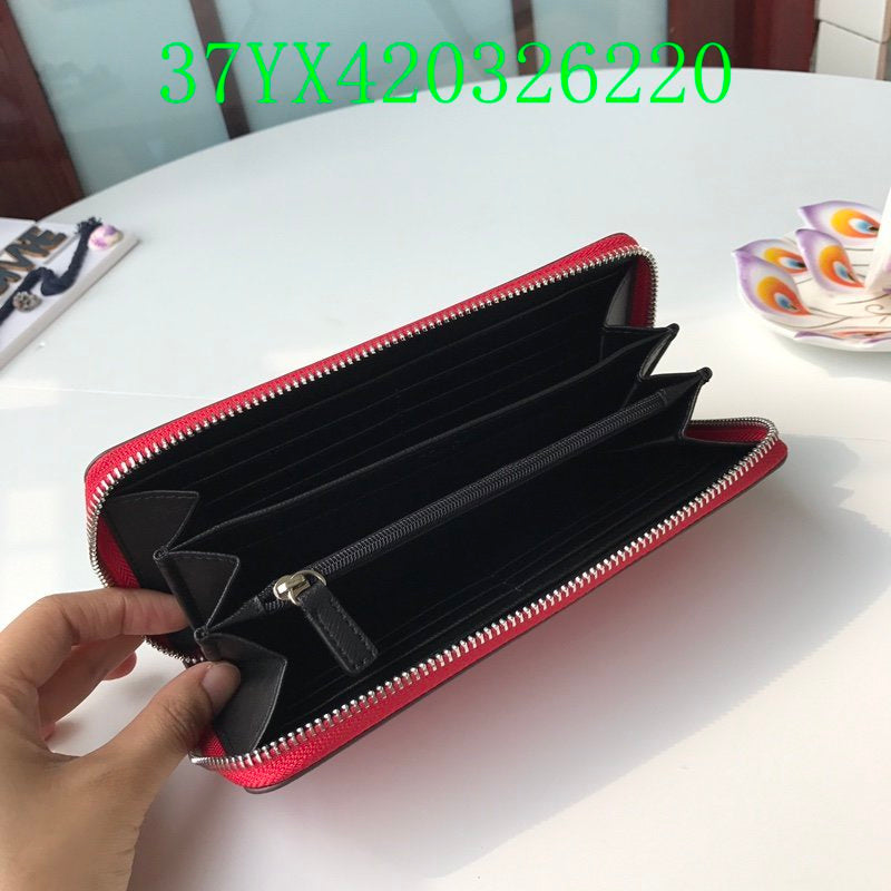 Amelia - CAH Wallet - 095