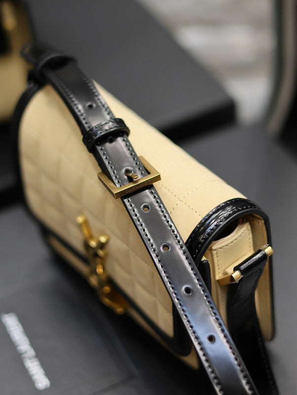Amelia - YSL Bag - 1848