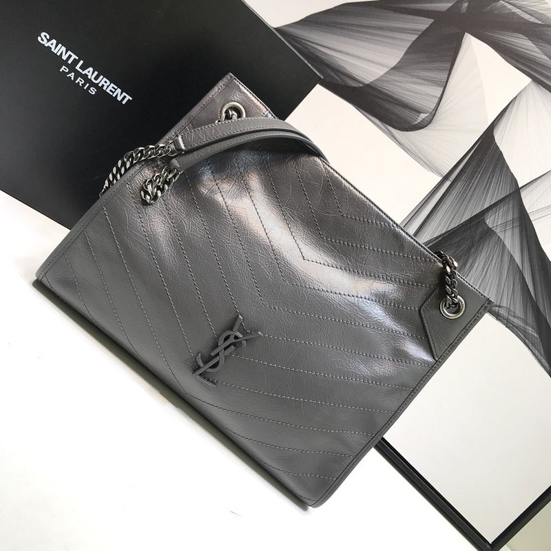 Amelia - YSL Bag - 2338