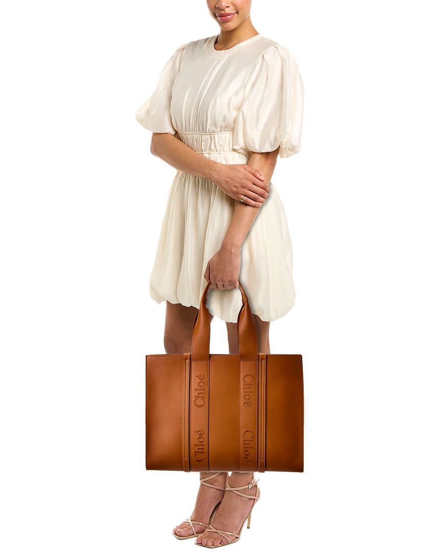 CHL - CC o? Woody Large Leather Tote