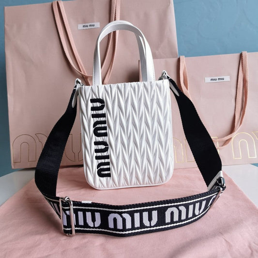 Amelia- MMU  LUXURY BAGS - 072