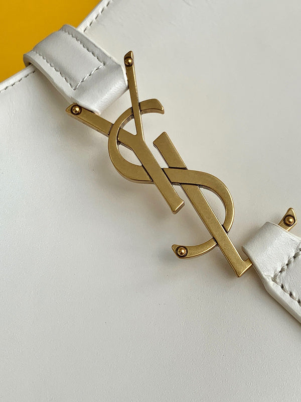 Amelia - YSL Bag - 4125