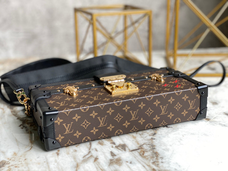 Fan Fashion Lu-Vi Bags - 16681