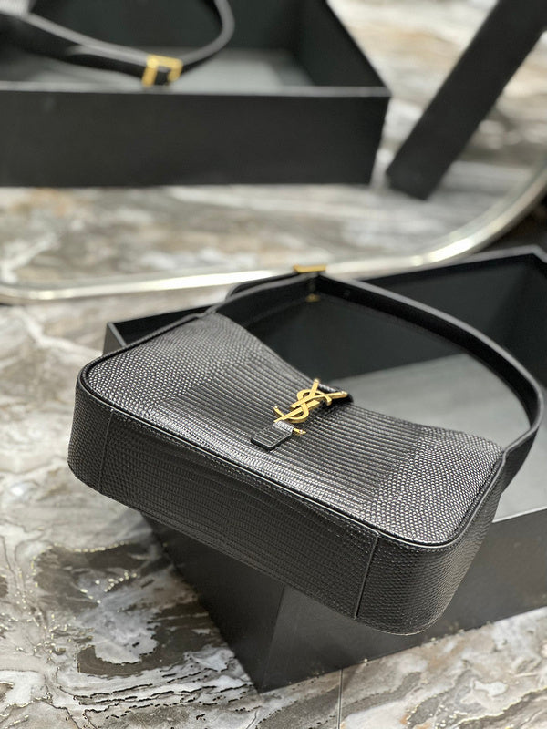 Amelia - YSL Bag - 2502