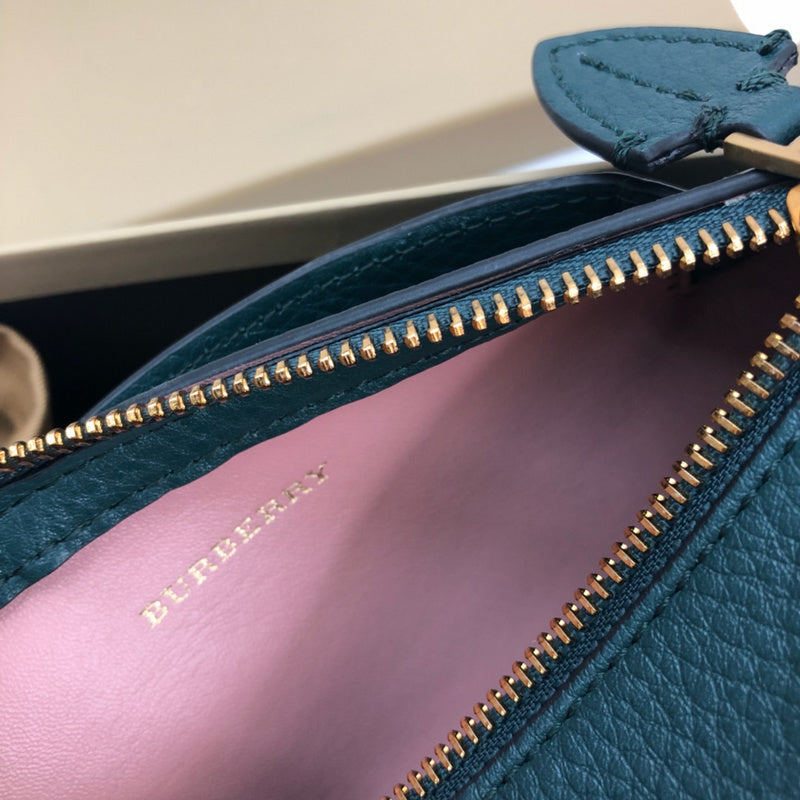 Burberry Bags - Bagsattire   448