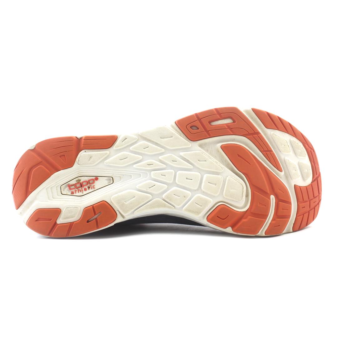 TOPO ATHLETIC MAGNIFLY 3