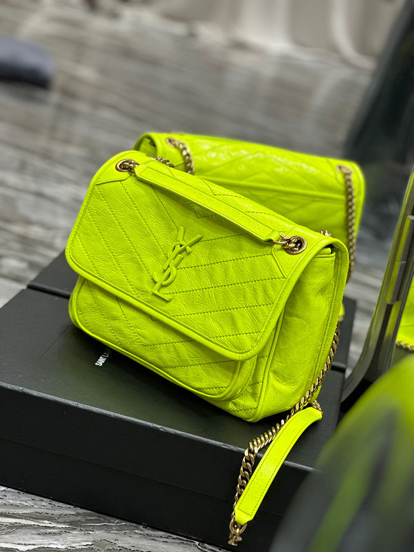 Amelia - YSL Bag - 1971