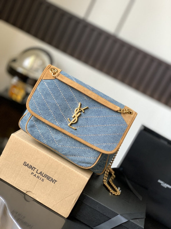 Amelia - YSL Bag - 3645