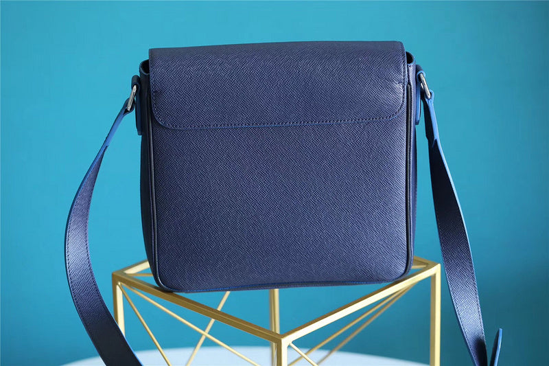 Fan Fashion Lu-Vi bags - 10449
