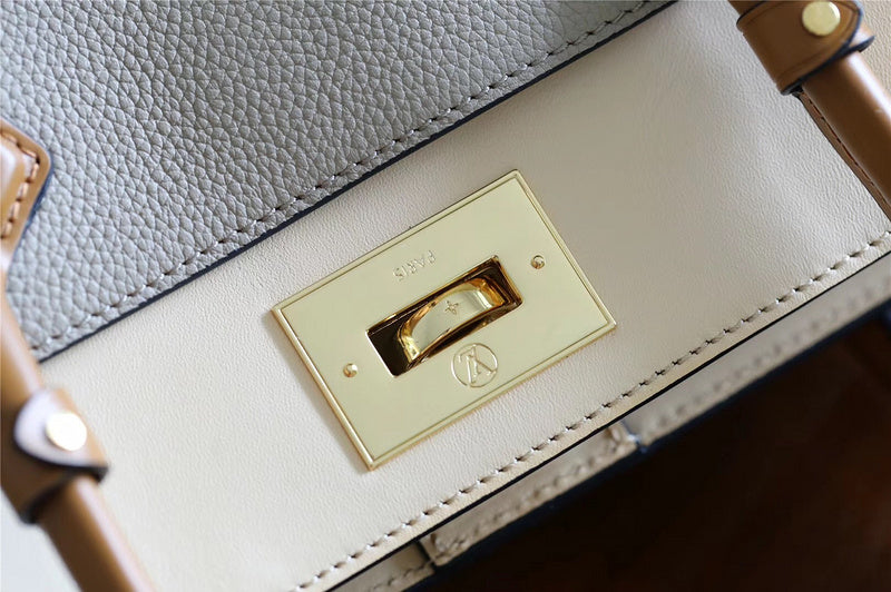 Fan Fashion Lu-Vi bags - 8629